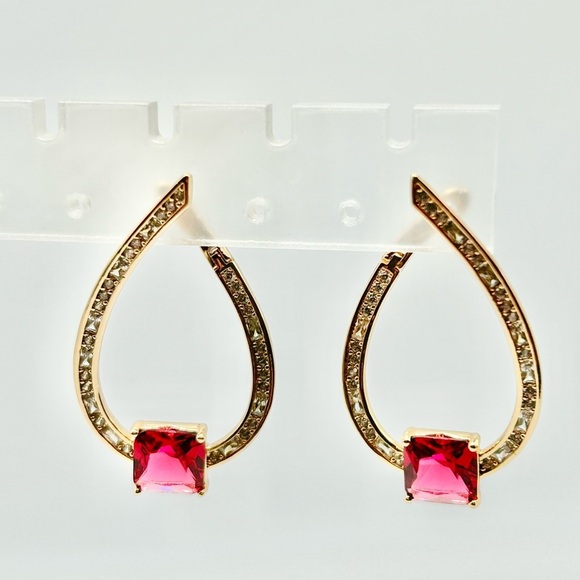 18K Gold Plated Teardrop Earrings with Pink Gemstones and Crystal Accents-New! - Picture 5 of 7